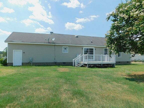 2nd image of 102 Andrea Dr