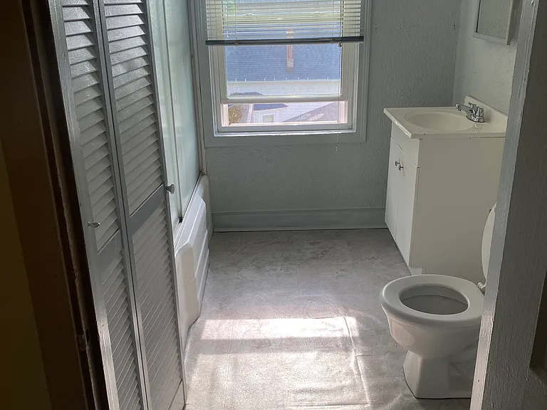 835 Humboldt Pkwy #3B — Photo 7