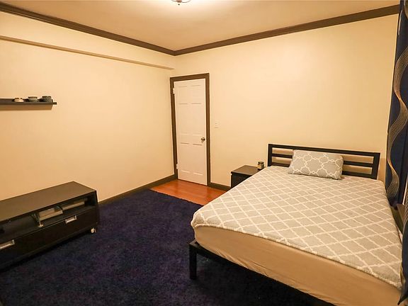 4th image of 5605 31st Ave APT 4O