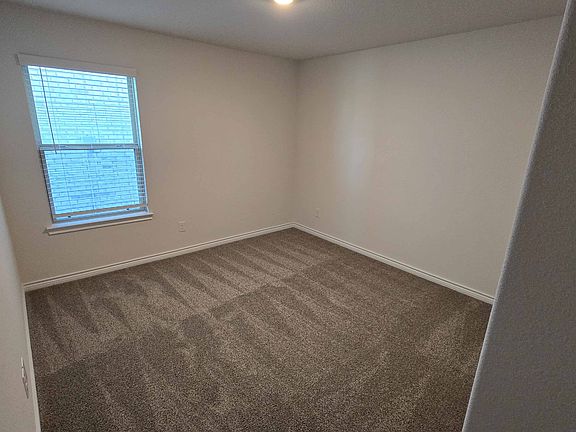 5th image of 1320 Missouri St