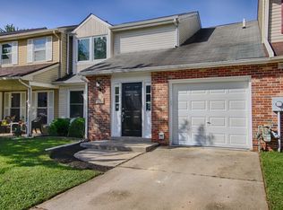 132 Banwell Ln, Mount Laurel, NJ 08054