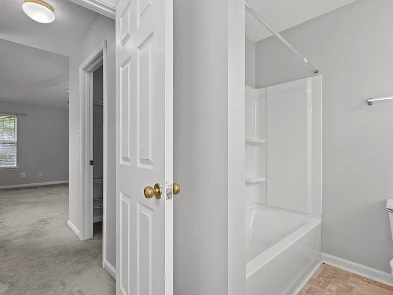 5316 Corinthian Way — Photo 24