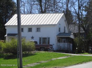 270 Sugar Hill Rd, Crown Point, NY 12928