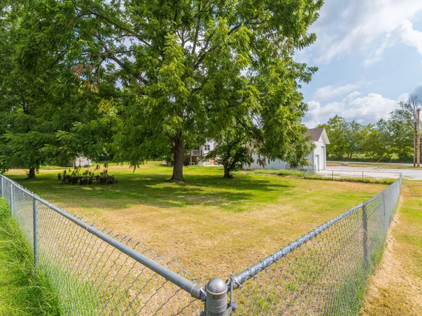 000 E Iroquois Street, Springfield, MO 65804