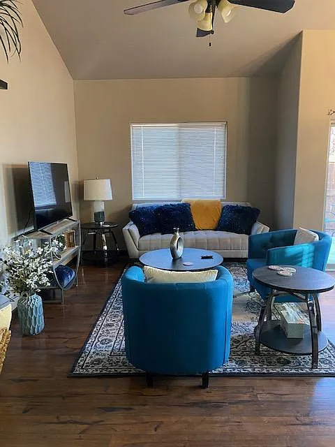 3282 Deerfield Ave — Photo 3