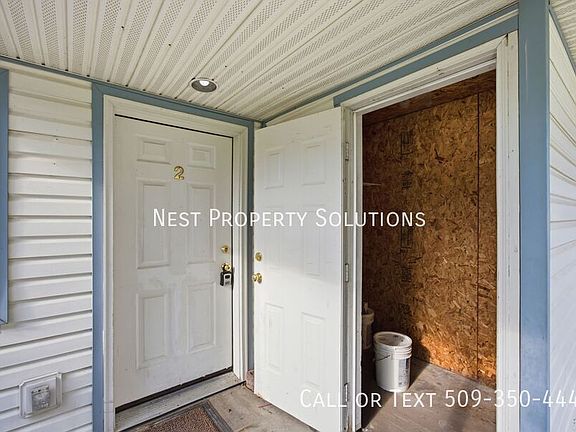 4th image of 1824 W Crouse St APT 2