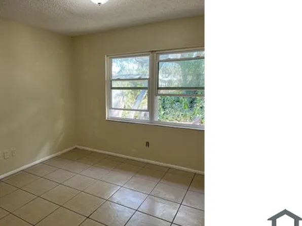 2259 19th Ave SW APT B, Largo, FL 33774