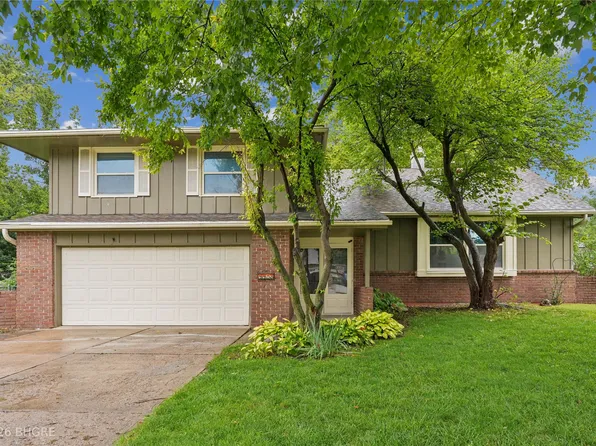 4413 73rd Pl, Urbandale, IA 50322