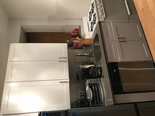 Rented by Chartwell Manhattan Realty | media 7