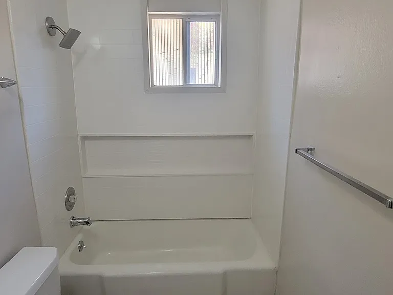 8602 E Coronado Rd — Photo 9