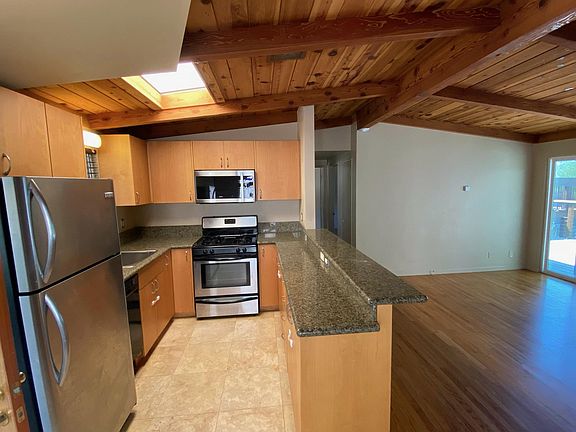 2nd image of 111 N Granados Ave