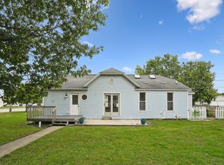 1202 Main St, Erie, IL 61250