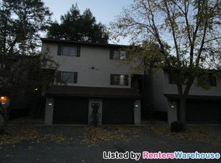 109 South Dr, Circle Pines, MN 55014