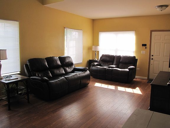 4th image of 1401 Plantain Dr