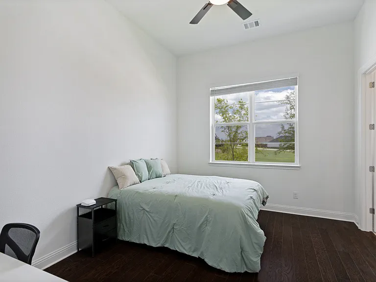 2240 Laurel Ridge Rd — Photo 9