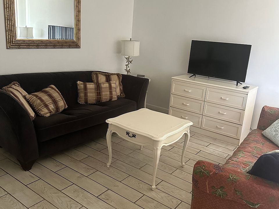 1st image of 847 19th St APT 2
