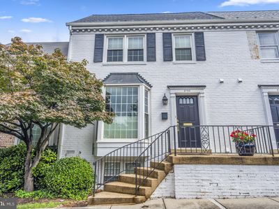 6726 Towne Lane Ct, Mc Lean, VA, 22101