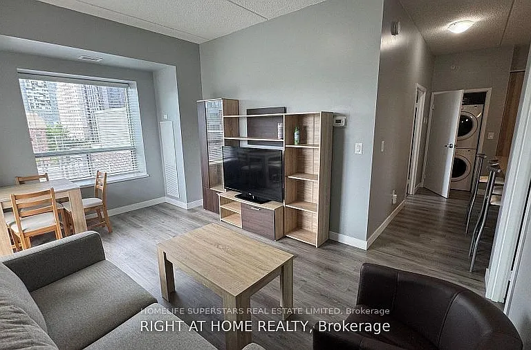 318 Spruce St #507 — Photo 9