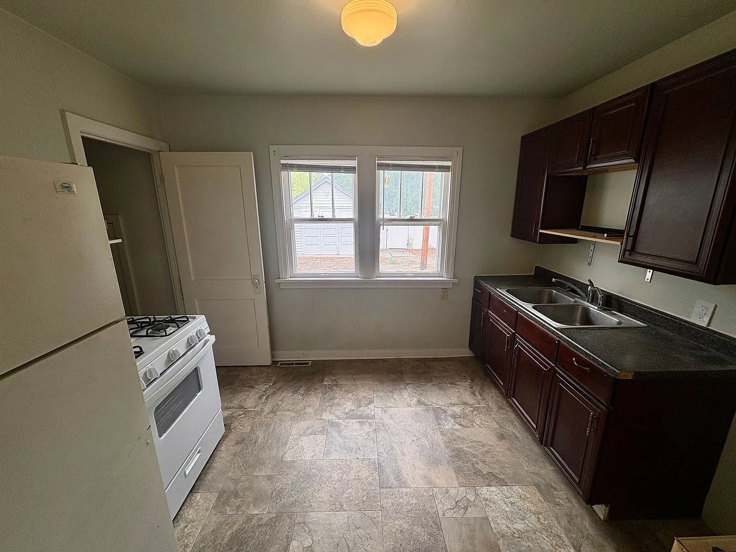 1 bed, $800 — Photo 4