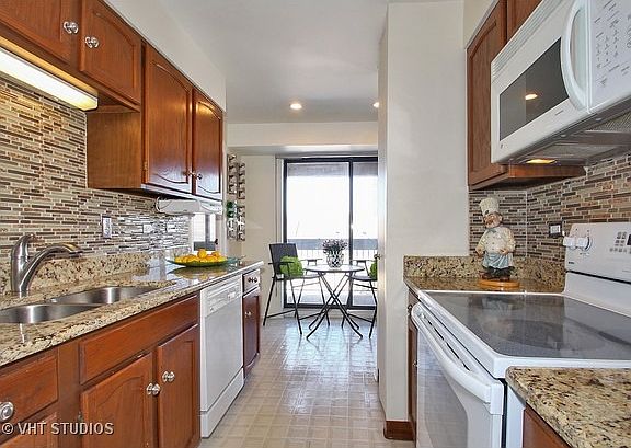 3rd image of 701 Forum Sq Unit 306