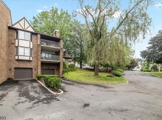 900 Valley Rd APT A10, Clifton, NJ 07013