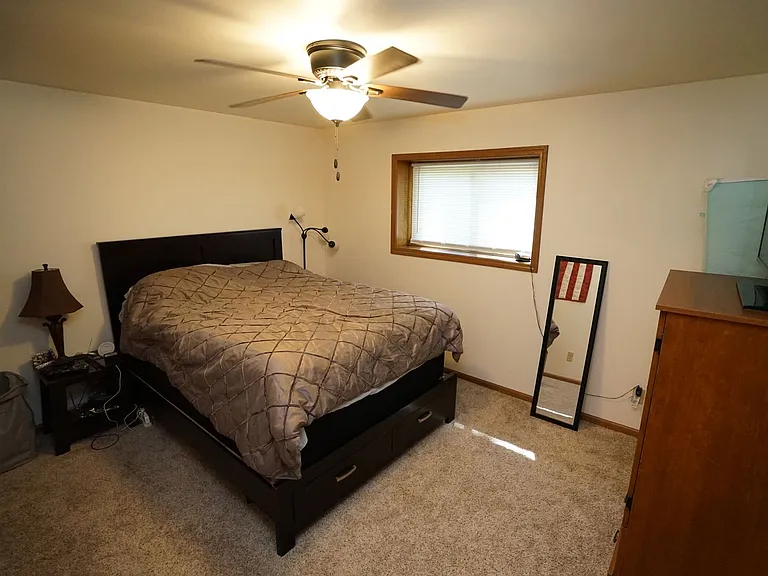708 Bewick Dr — Photo 15