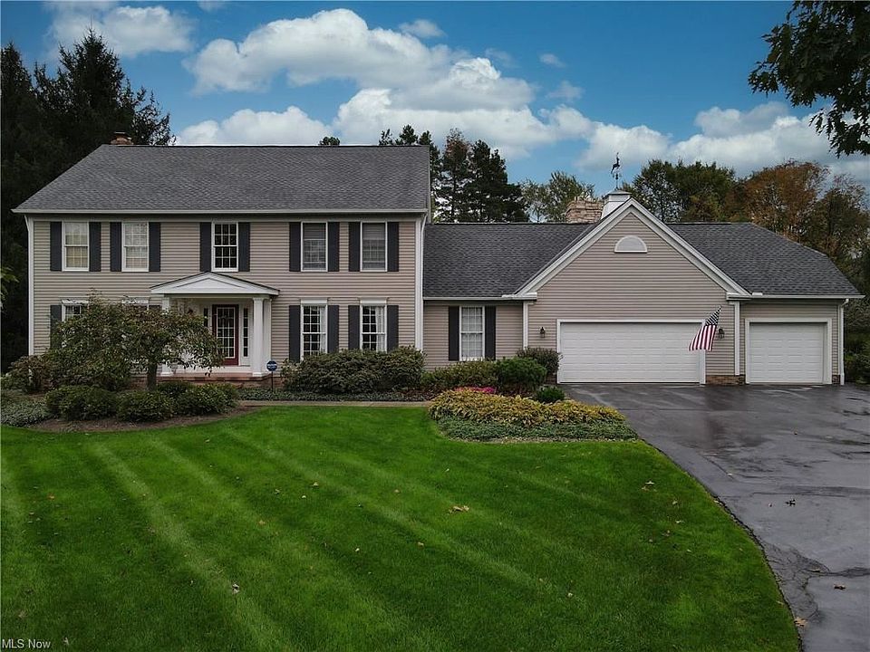 1st image of 406 Deer Ct