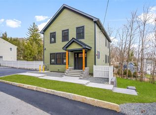 27 Choate Ln UNIT A, Pleasantville, NY 10570