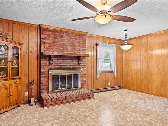 4th image of 4303 Forestwood Dr