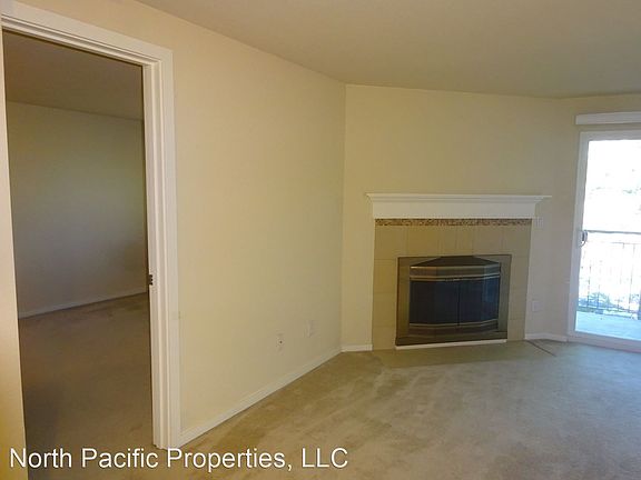 3rd image of 12519 SE 41st Pl APT B303