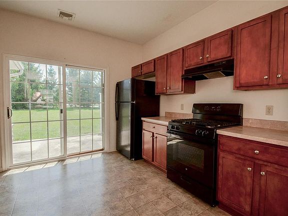5th image of 226 Huntington Ln