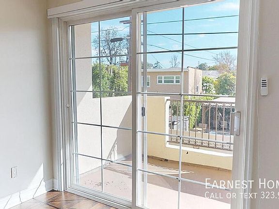 3rd image of 14242 Burbank Blvd APT 104