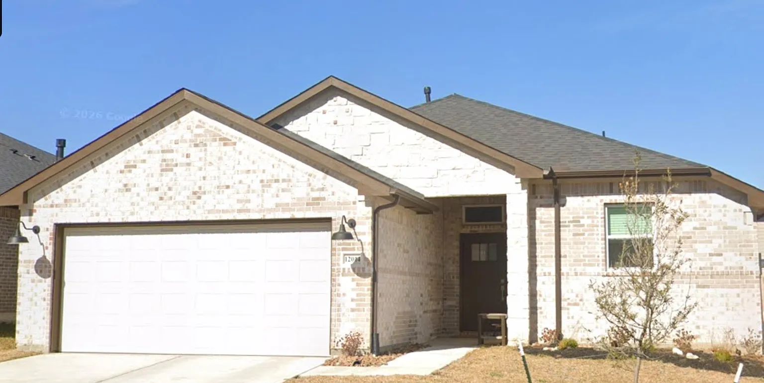 3 bed, 1643 sqft, $1,950 — Photo 1