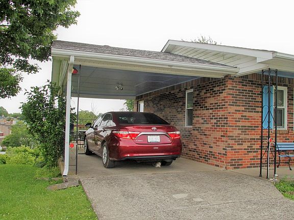 4th image of 107 Rayne St