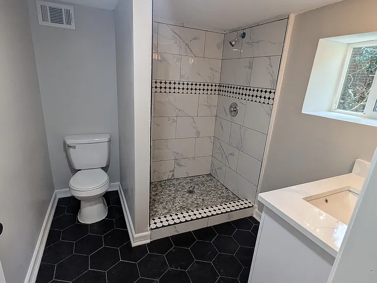 860 Morningside Dr — Photo 17