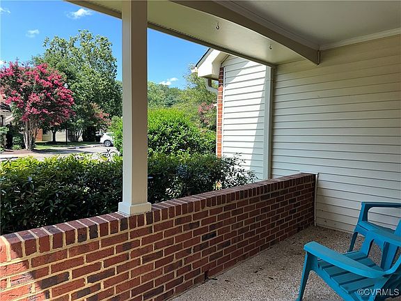 3rd image of 3154 Lake Village Dr #51