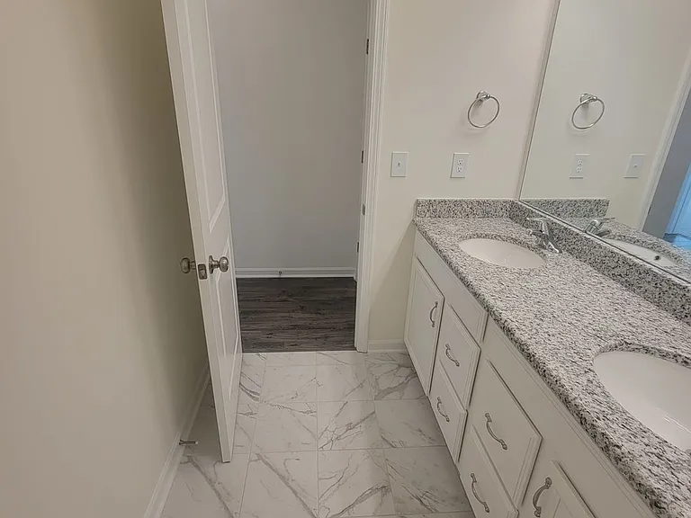 5841 Waterfall Pl — Photo 11