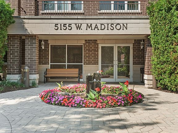 3rd image of 5155 Madison Ave #202