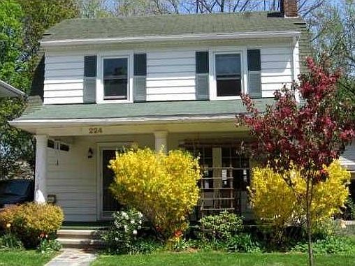 1st image of 224 Elvin Ct