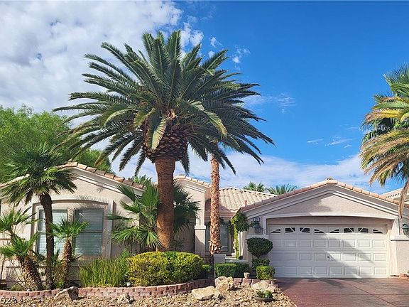 2nd image of 271 Cliff Valley Dr
