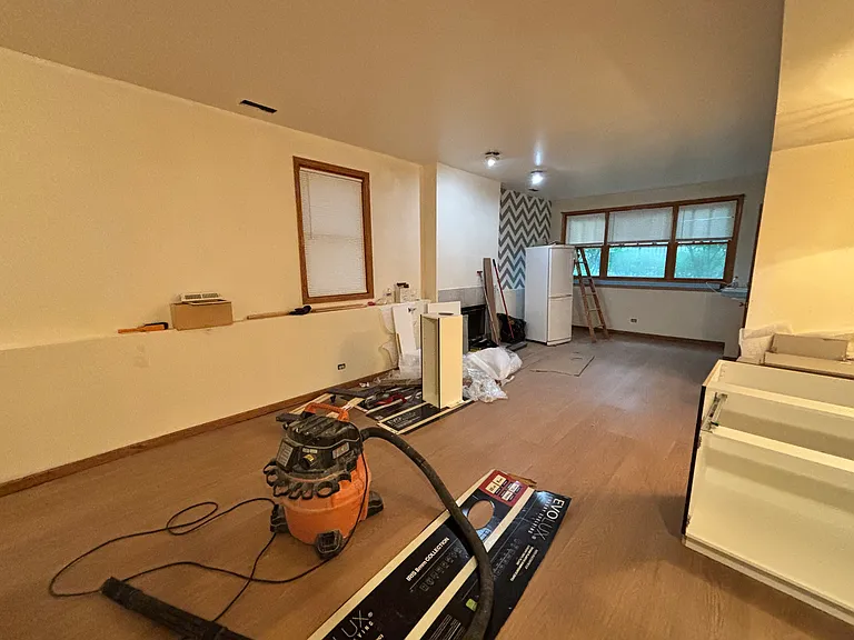 1741 W Nelson St #G — Photo 16