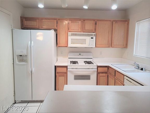 4th image of 4555 E Sahara Ave Unit 180