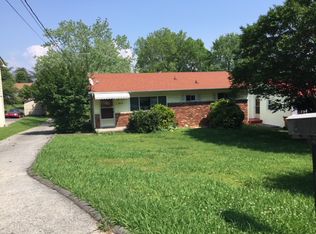 3118 Dow Dr, Knoxville, TN 37920