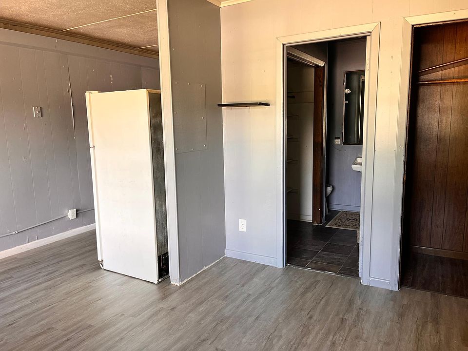1st image of 740 E 1st North St #16