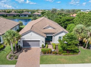 8482 Viale Cir, Naples, FL 34114