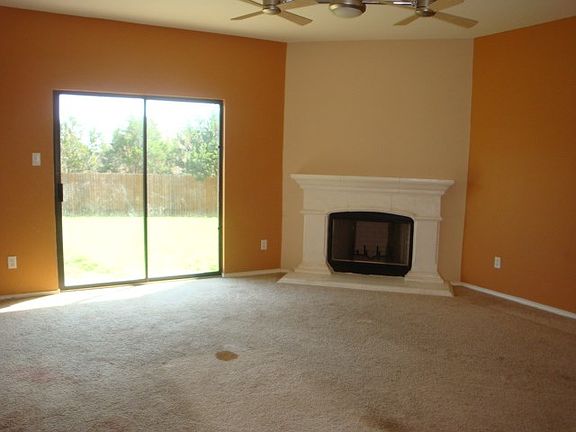 2nd image of 4820 Woodstock Dr