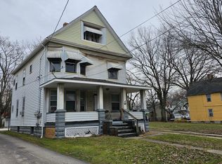 3903 E 71st St #Up, Cleveland, OH 44105