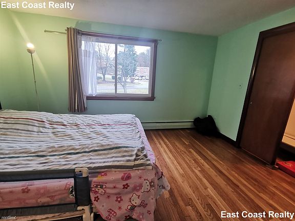 250 Lionel Ave. #Unit D Waltham Shared Unit Photo 9