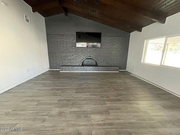 5th image of 8340 W Glenrosa Ave