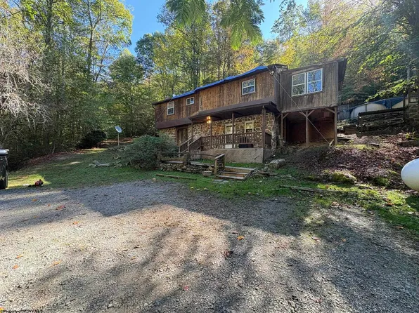 872 Cove Lick Rd, Weston, WV 26452